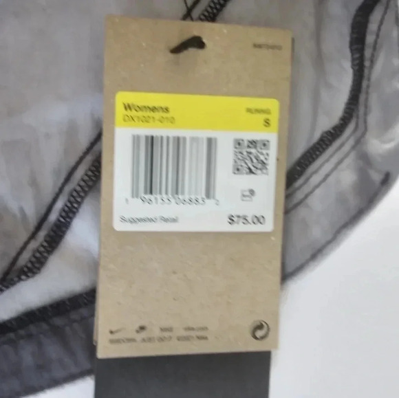 Nike Women's Dri-FIT Repel Mid-Rise 3" Trail Running Shorts - Picture 9 of 12